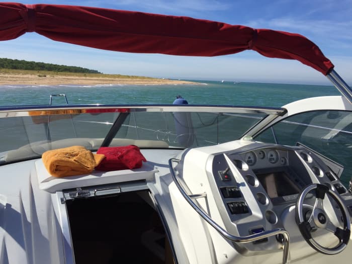 Take 8h30 to discover the hidden magic of La Rochelle from the waves
