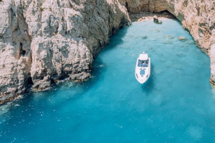 Vaar rond het eiland Zakynthos