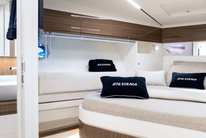 Italian dreams start at sea: A 8h voyage through the heart of Amalfi