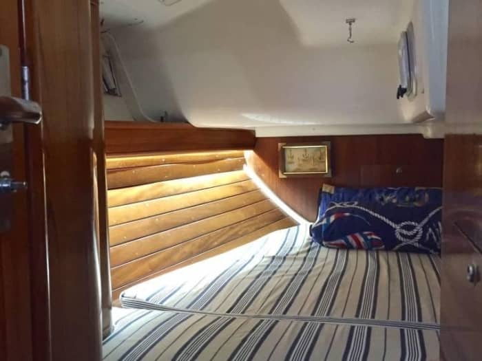Sätt kursen mot glädjen: En heldag med autentisk segling i Vigo på en segelbåt