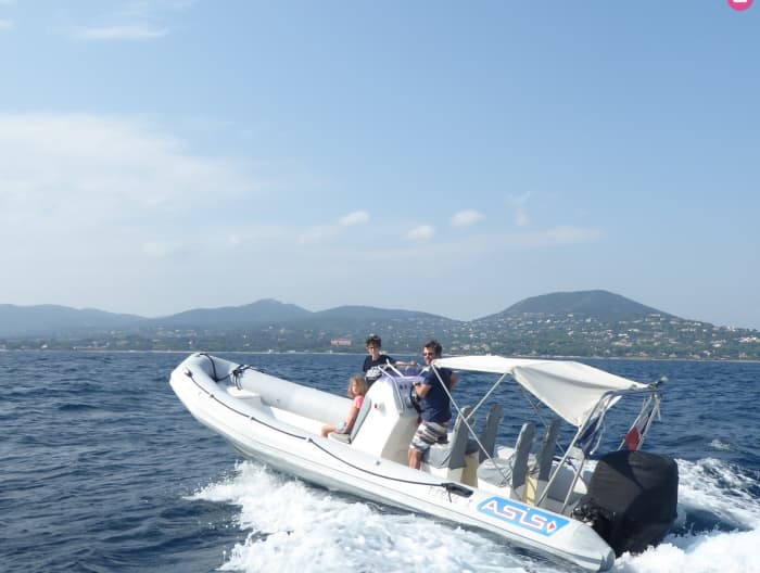 Morning boat trip – Discover the Gulf of Saint-Tropez