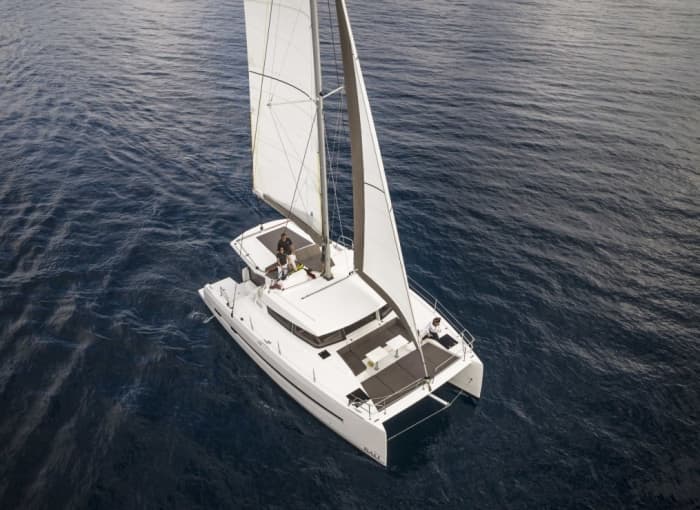 Breng 9 uur door op het warme water van Barcelona.