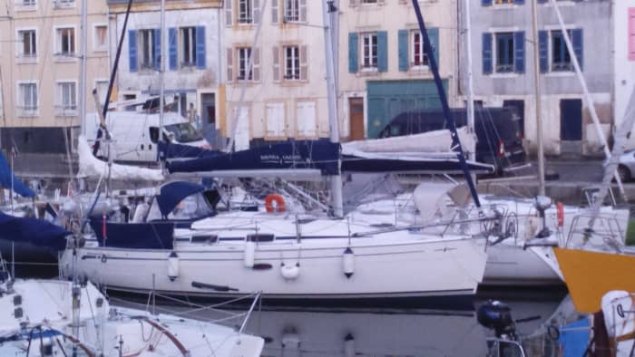 Excursion privée en voilier de 8h30 à Locmiquélic