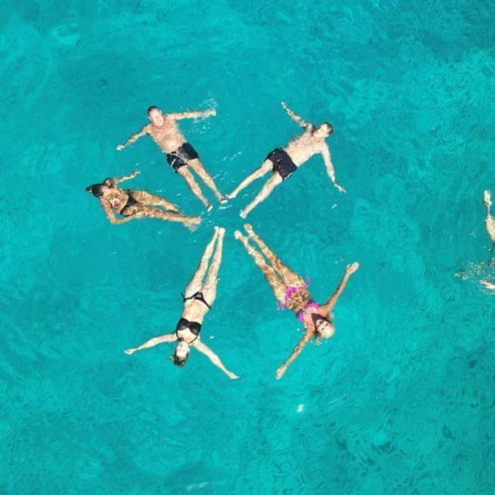 8 ore di sole e acque turchesi intorno a Ibiza