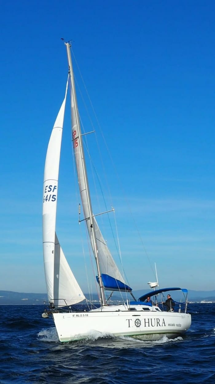 Excursion privée en voilier de 11 heures à Sotogrande
