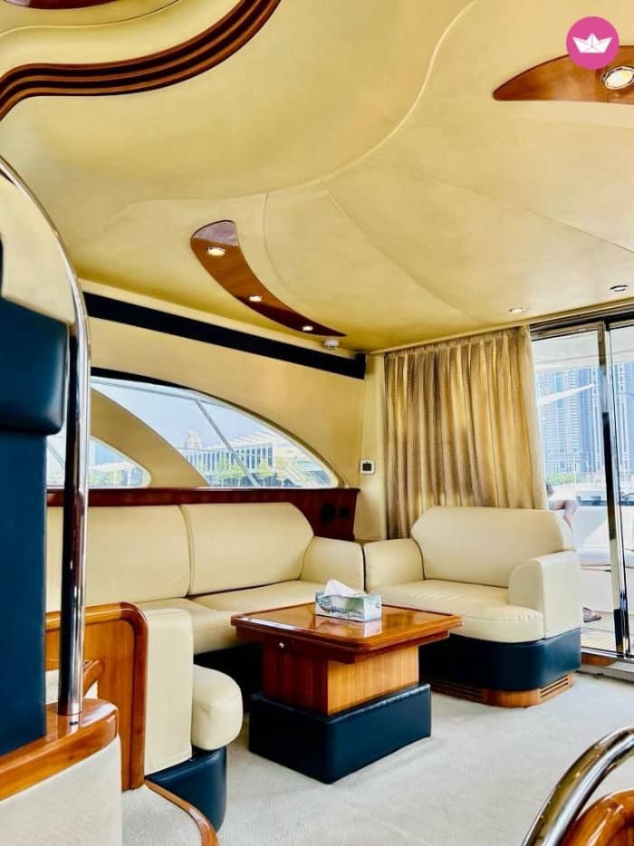 Dubai Marina: 4-Hour Ultimate Canal & Palm Cruise