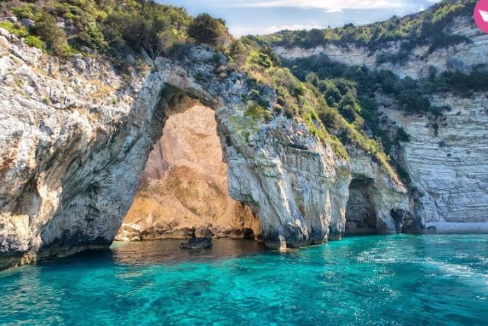 Full Day Cruise in Northern Corfu – A Premium Experience for Couples, Friends & Families