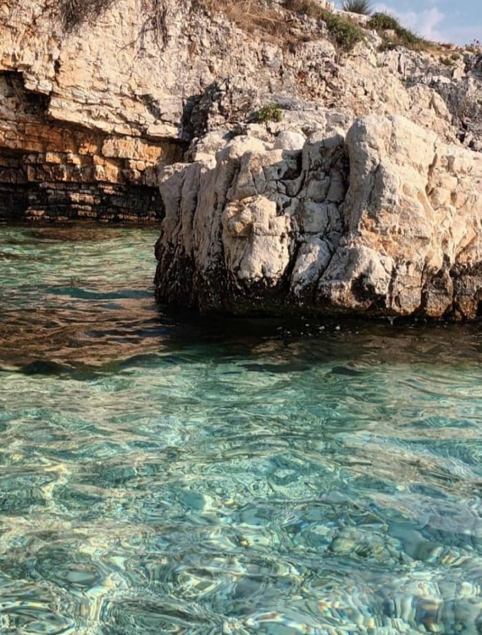 Crucero privado de medio día por el norte de Corfú: una escapada flexible por el agua