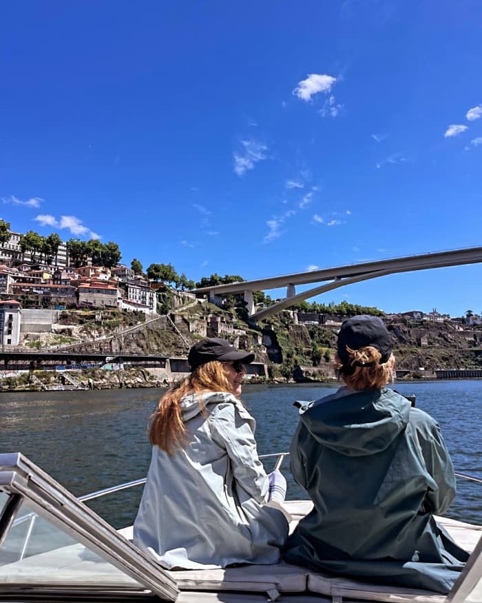 Private Boat Tour – 6 Bridges, Ribeira and Estuary
