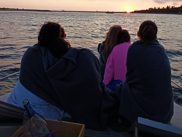Private Boat Tour – 6 Bridges, Ribeira and Estuary