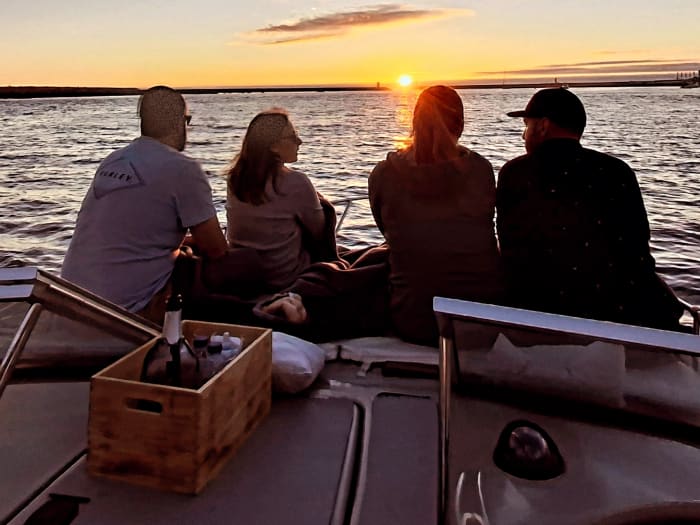 Private Boat Tour – 6 Bridges, Ribeira and Estuary