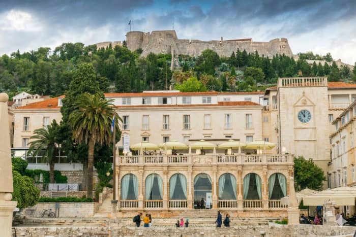 Découverte de la ville de Hvar et des îles Pakleni