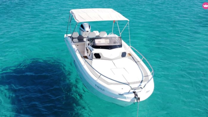 Unieke zeiltocht van Ibiza en Formentera — Dagcharter 8 uur