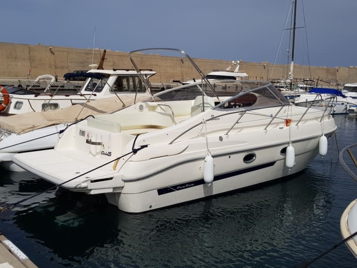 Escapade facile à Portbou : une excursion en bateau à moteur de 2h15