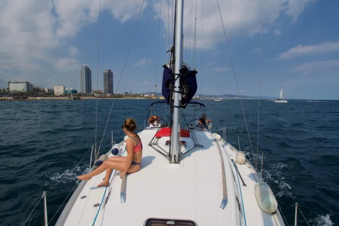 2h Weekend Sailing Tour in Barcelona