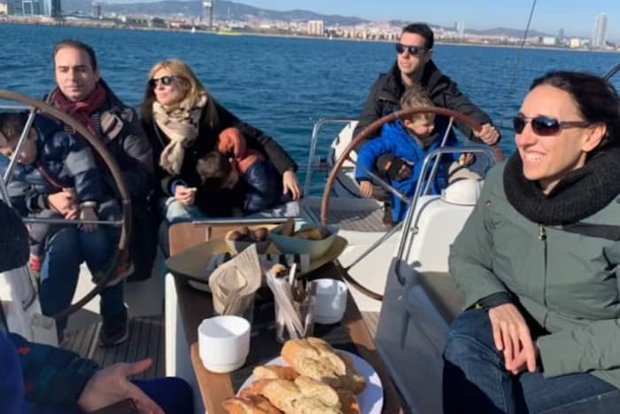2h Weekend Sailing Tour in Barcelona