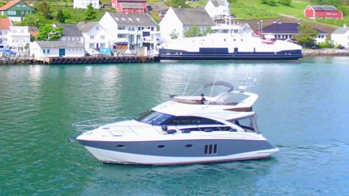 Ontdek Bergen vanaf het water: een hele dag op het water aan boord van een motorboot.