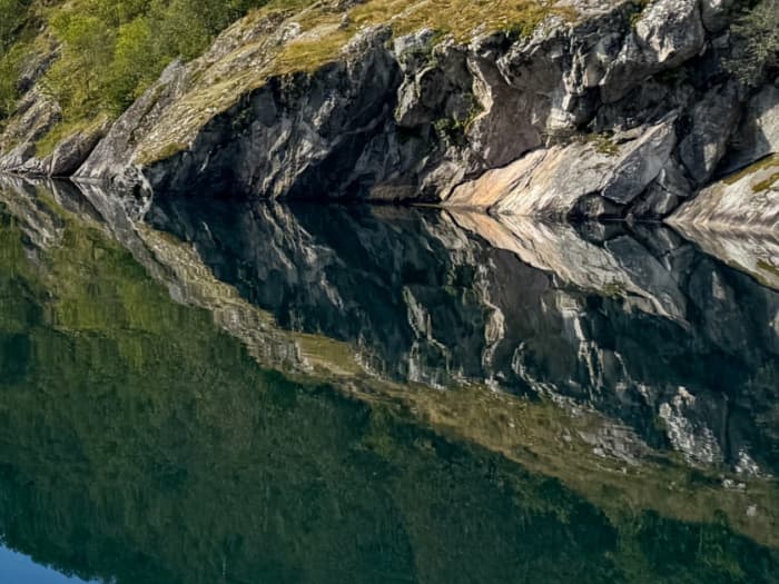 Ontdek Bergen vanaf het water: een hele dag op het water aan boord van een motorboot.