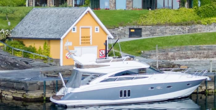 Ontdek Bergen vanaf het water: een hele dag op het water aan boord van een motorboot.
