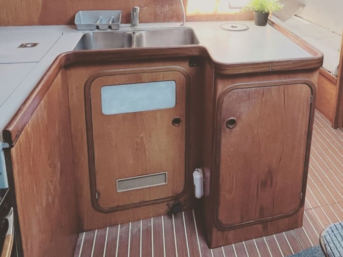 Setzen Sie Kurs auf Freude: Ein ganzer Tag authentisches Segeln in Santa Pola an Bord eines Segelboots