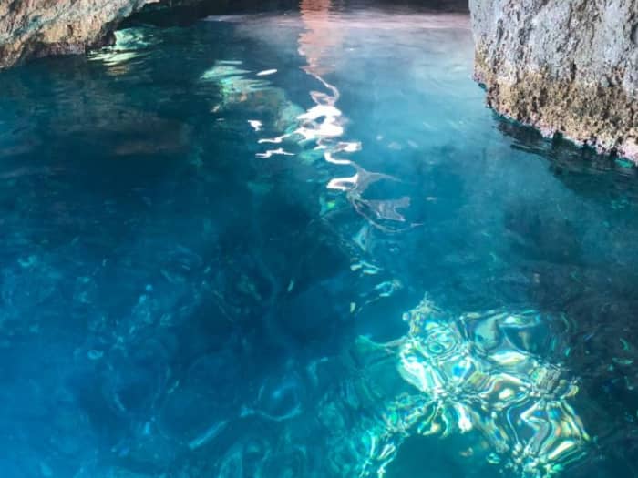 Crucero de día completo a las islas de Zante: lugares destacados y playas secretas