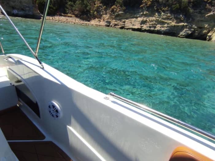 Crucero de día completo a las islas de Zante: lugares destacados y playas secretas