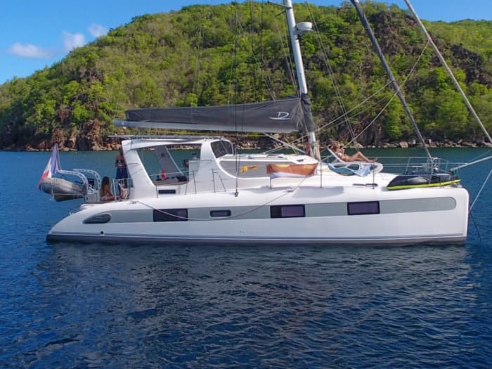 Day trips aboard a catamaran