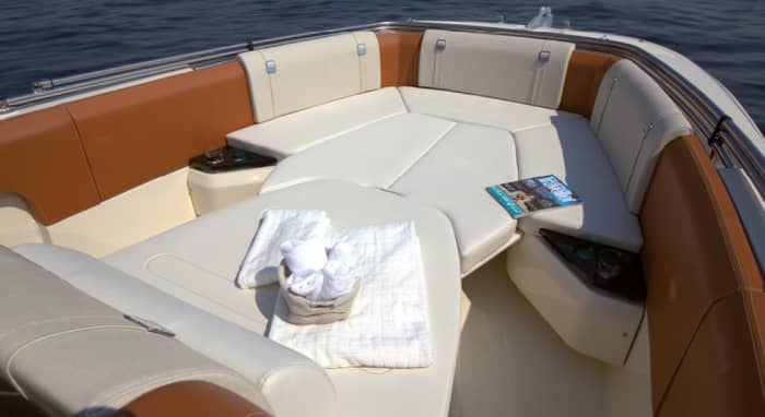 Full-day boat experience in Cala d'Or - 8 hours