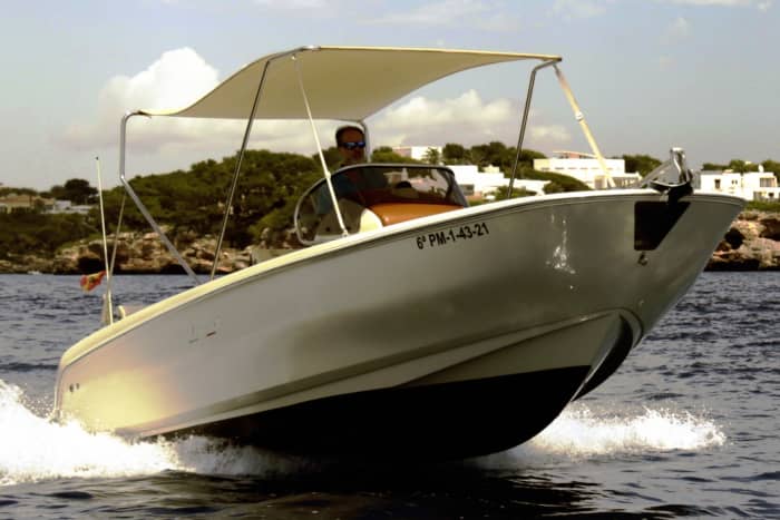 Full-day boat adventure from Cala d'Or