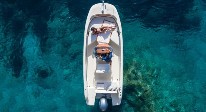 Full-day boat adventure from Cala d'Or