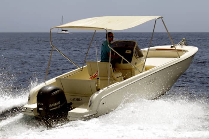Full-day boat adventure from Cala d'Or