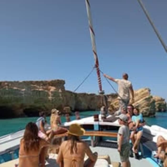 Crucero por la costa sur de Koufonisia y Naxos (9,5 horas)