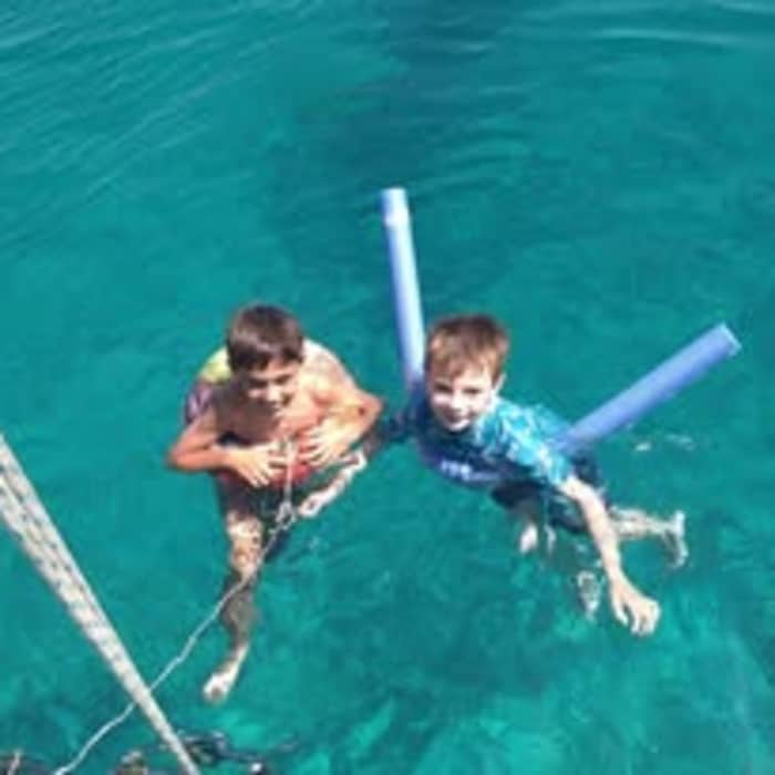 Crucero por la costa sur de Koufonisia y Naxos (9,5 horas)