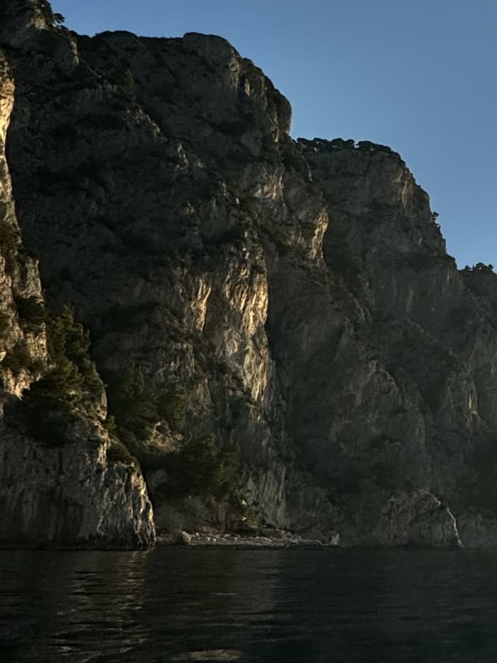 Sunrise cruise to Capri and the Faraglioni