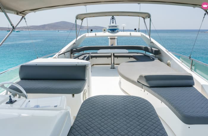 Croisière de luxe d'une journée en yacht de Mykonos à Délos, Rhénanie et la côte sud