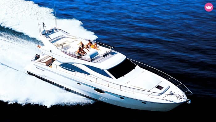 Croisière de luxe d'une journée en yacht de Mykonos à Délos, Rhénanie et la côte sud