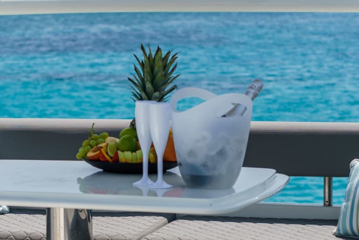 Croisière de luxe d'une demi-journée en yacht à Délos et Rhénia au départ de Mykonos