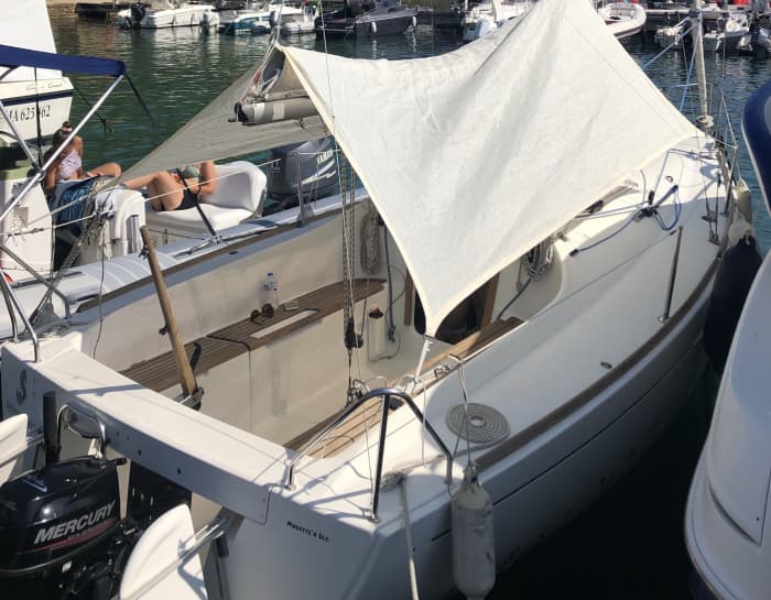 Enjoy a full day on a sailboat in Cannes