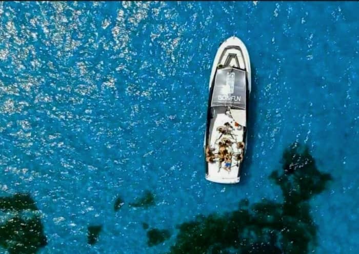 Profitez d'une merveilleuse journée ensoleillée sur un bateau à moteur à Malte