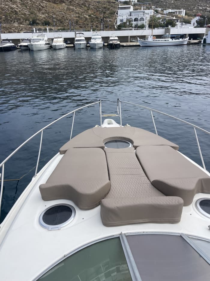 White, blue, and divine: A full day on a motorboat
