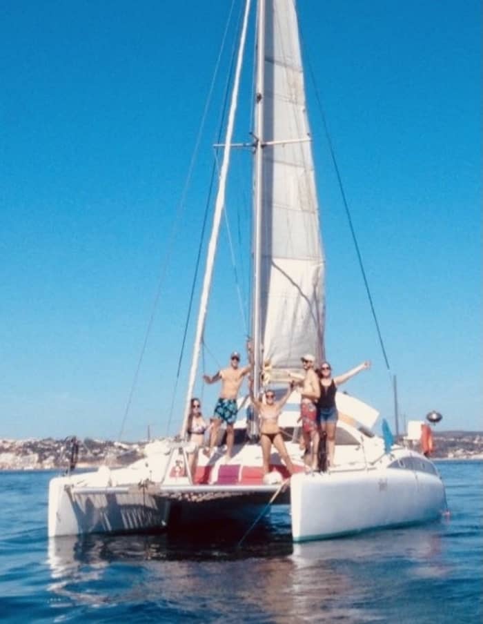 Memórias inesquecíveis no mar: Passe 7 horas explorando Lisboa.