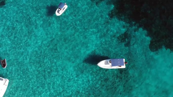 8 horas de sol e águas turquesas ao redor de Ciutadella de Menorca