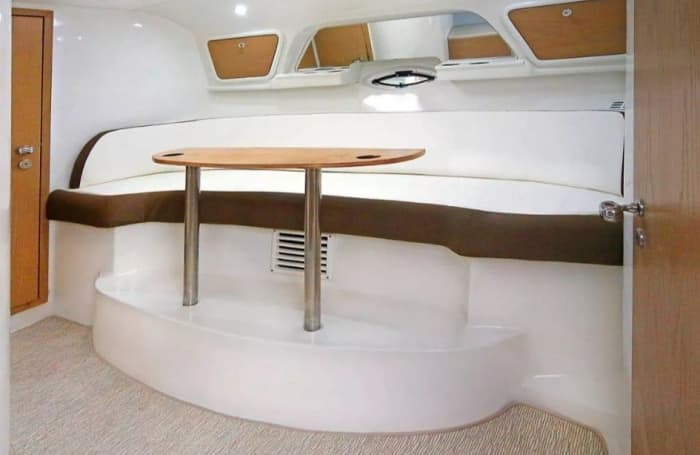 Votre bateau à moteur privé pour une journée autour de La Canée