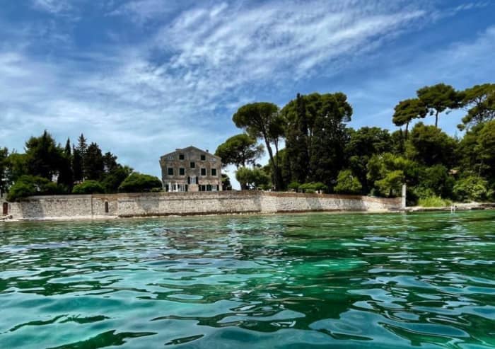Crociera di mezza giornata tra le migliori spiagge di Corfù