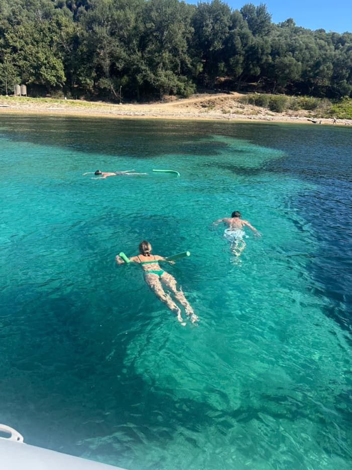 Crociera di mezza giornata tra le migliori spiagge di Corfù