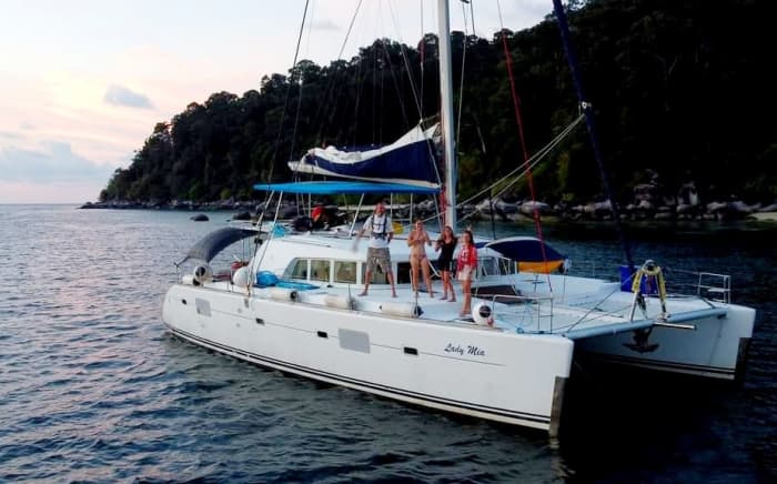 De beroemdste dagtocht naar het kristalheldere water van Phuket