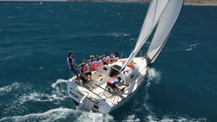 Entdecken Sie Moraira auf einem ganztägigen Segeltörn