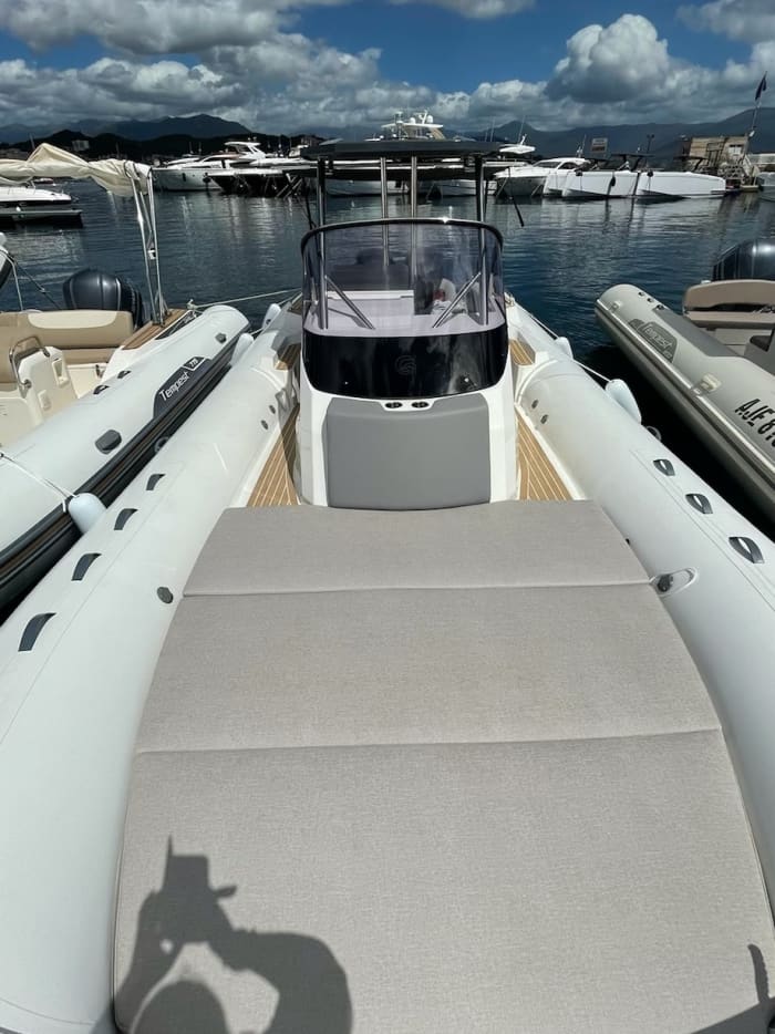 Discover Ajaccio on a full-day motorboat trip