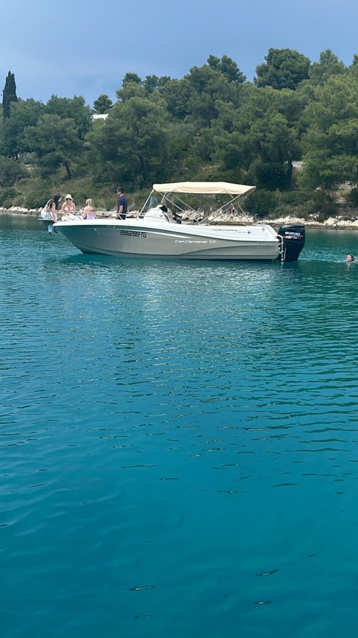 Tour van 5 uur: Blue Lagoon, Šolta en Čiovo