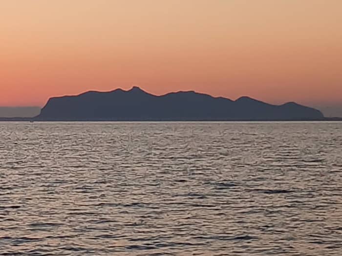 Expérience œnologique Gandolfo : Coucher de soleil et apéritif au Stagnone à Marsala